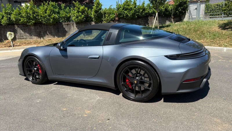 PORSCHE 911           (992)